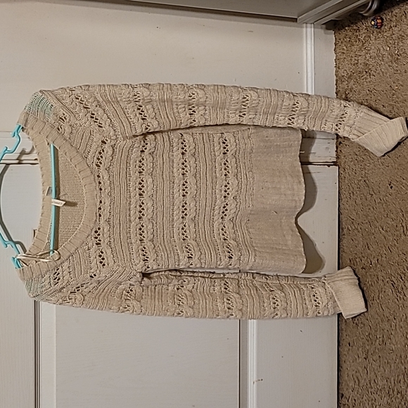 Sold Cream sweater